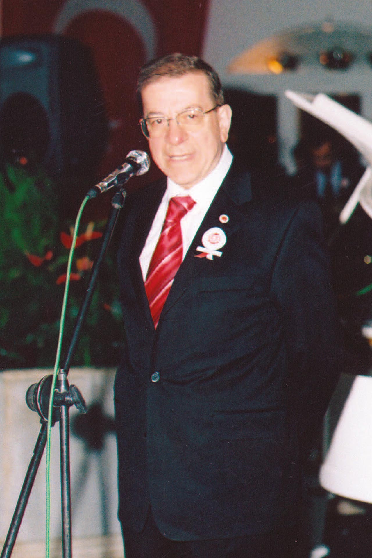 Dr. Uğur İbrahimhakkıoğlu 